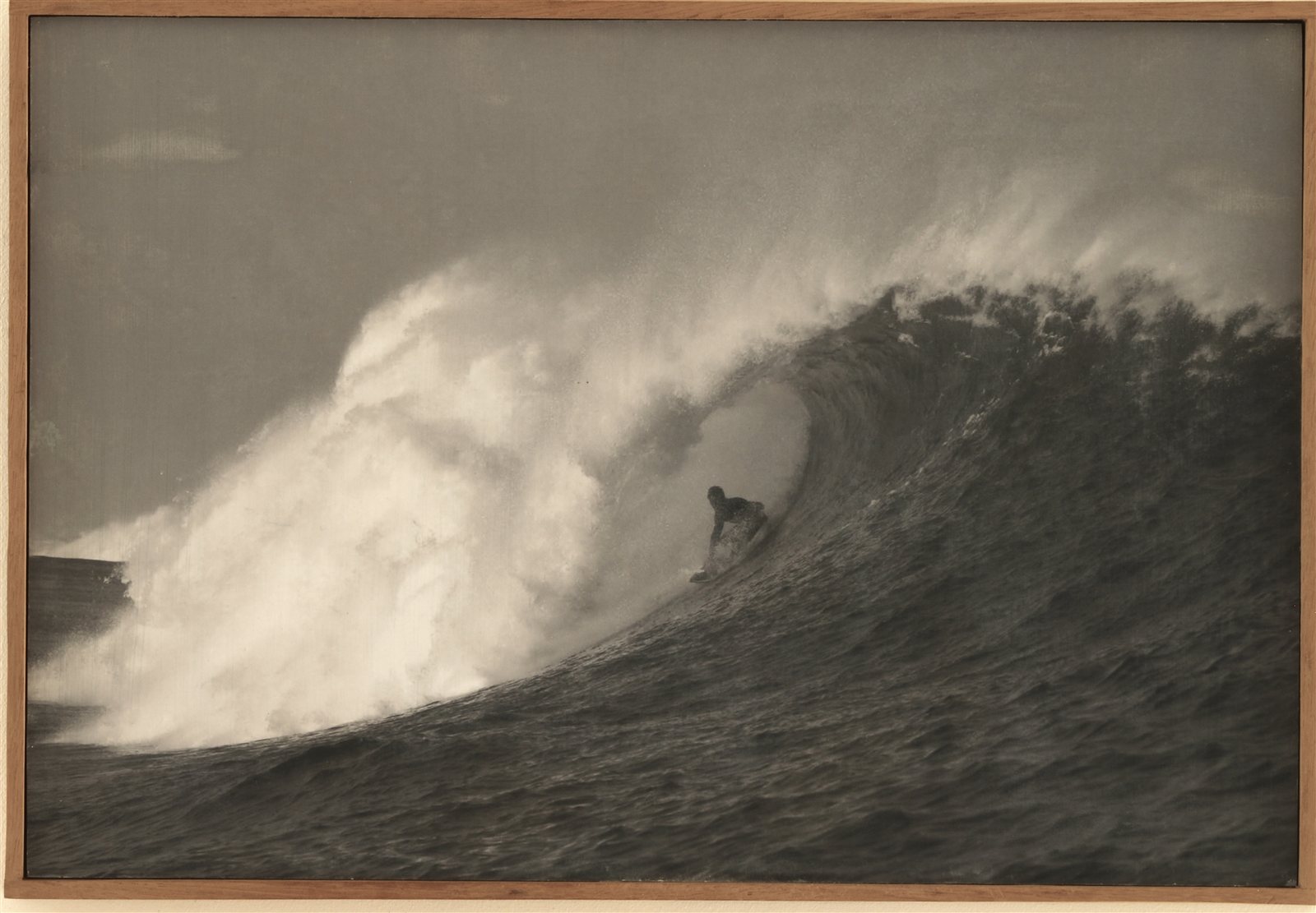 L’œil de la vague — œuvre photographique sur bois